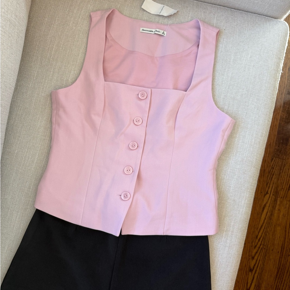 Abercrombie & Fitch Light Pink Button-Front Crop Top